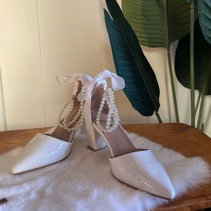 Pearl strap block heel